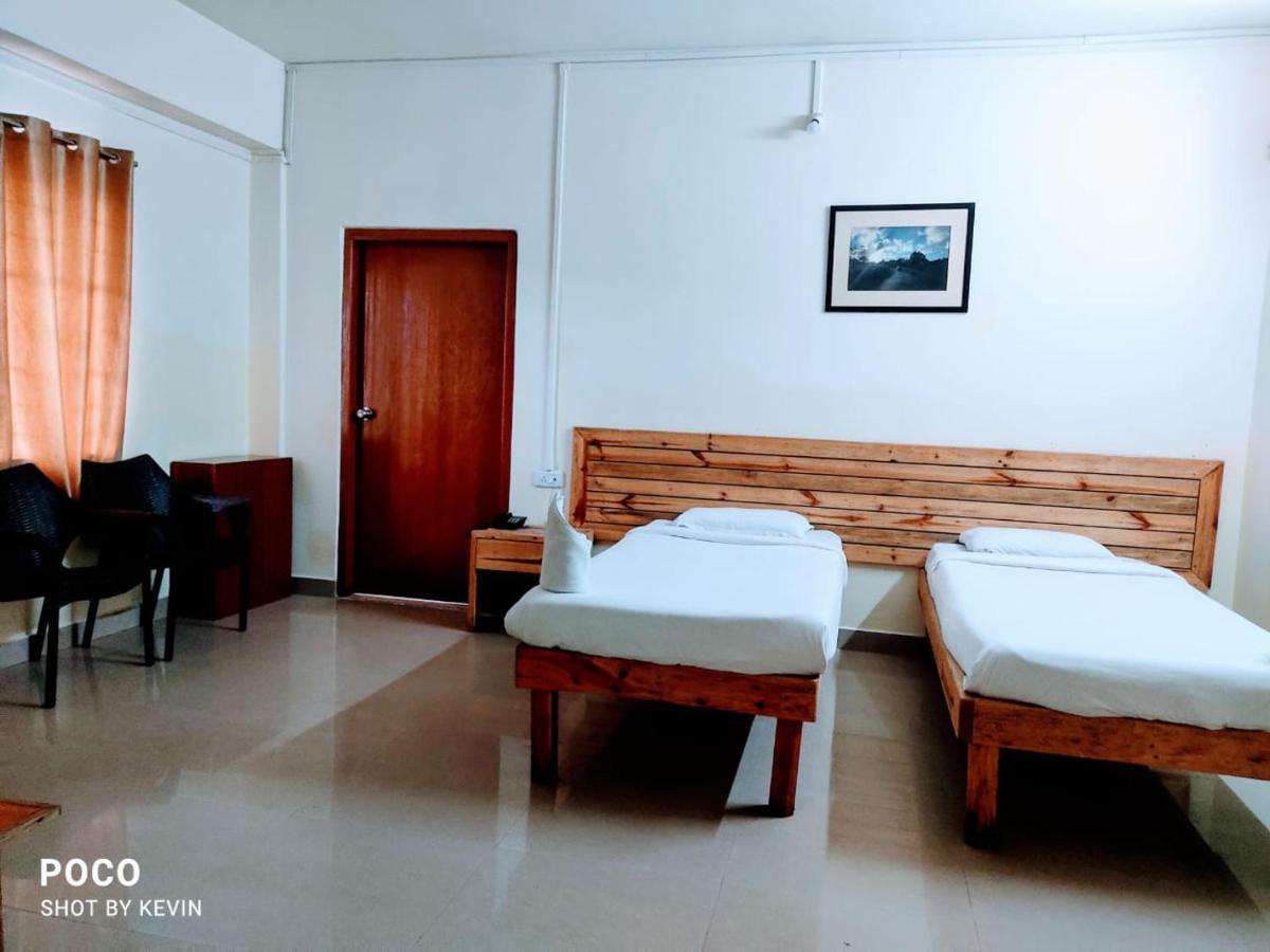 Hotel Travellers Inn Shillong Exterior photo