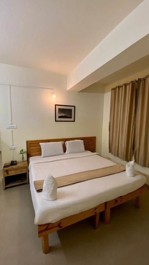 Hotel Travellers Inn Shillong Exterior photo