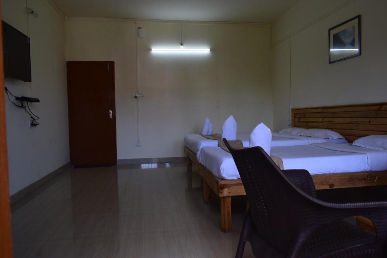 Hotel Travellers Inn Shillong Exterior photo